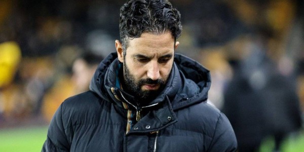 阿莫林下课内幕：曼联根基太差名宿话太多 高层拒签即战力