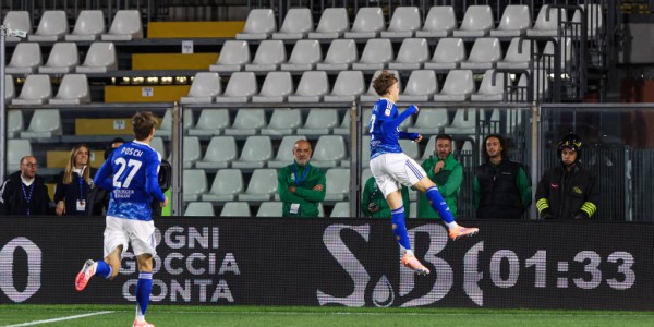 意甲是否该效仿西甲？欧洲球迷组织呼吁取消米兰与科莫的海外比赛